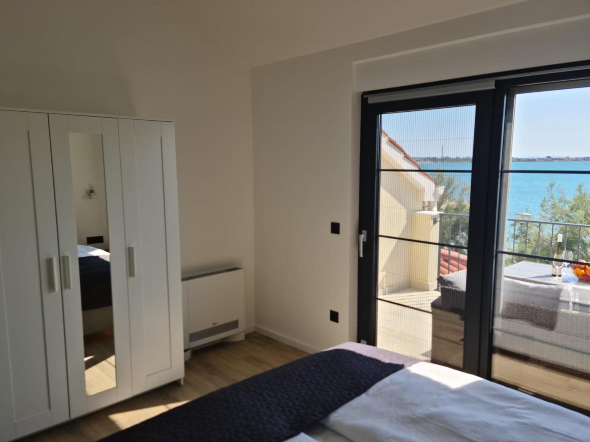 Appartments Akrapovic Vrsi Cameră foto